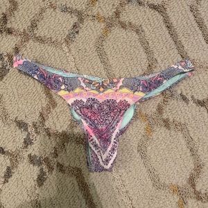 The itsy Victoria secret swim bottom